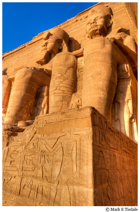 Picutre of two statues of Ramses The Great at Abu Simbel in Egypt