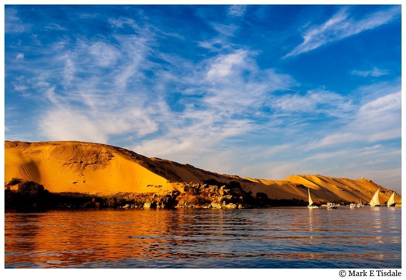 Picture of the great western desert - Sahara - golden sands rising over the river Nile