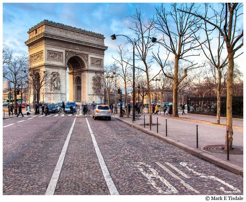 The Famous Triumphal Arch of Paris Photo of Napoleon's Arc de Triomphe de l'Étoile