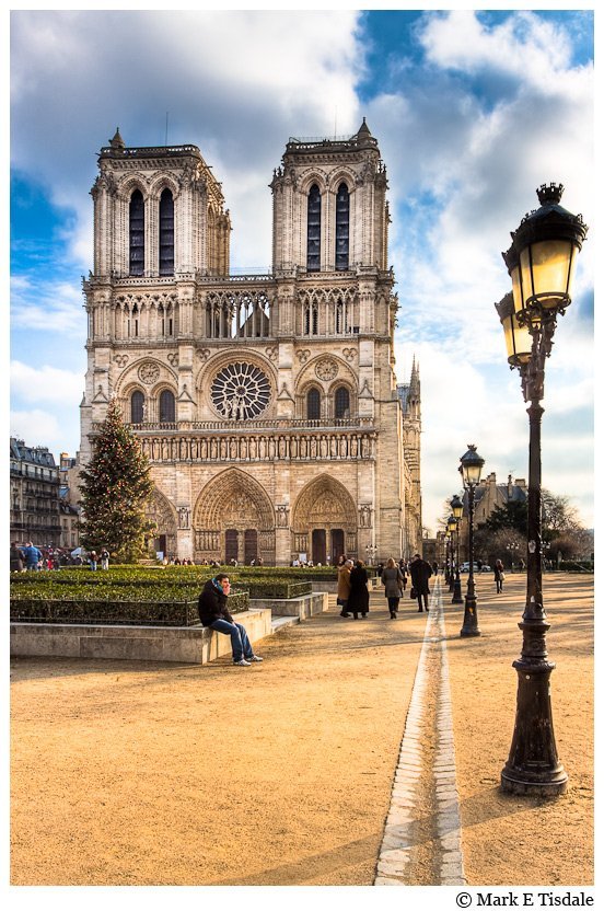 Notre Dame de Paris Cathedral photo - Front View