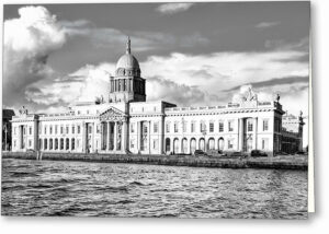 Custom House - Dublin Black And White Greeting Card