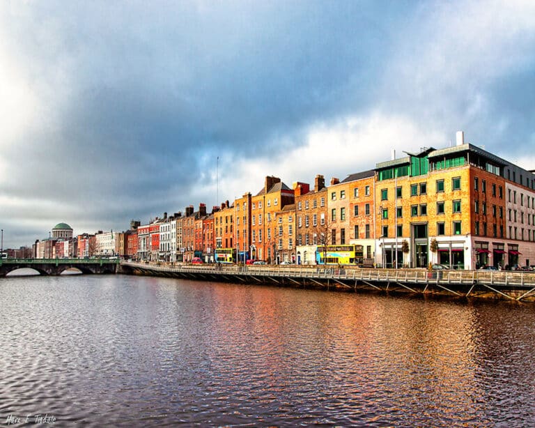 Ormond Quay – Dublin Ireland Waterfront Art Print